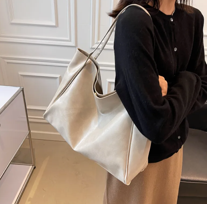 Glossy Retro Tote Bag - Gifty Girls Shop
